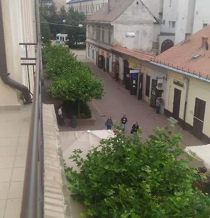 Ditta Гостевой дом Дебрецен